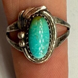 Vintage Sterling Silver Turquoise Ring Southwestern Style Size 7.5/8‎ signed